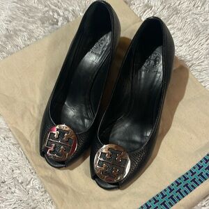 Tory Burch size 8 SOLD